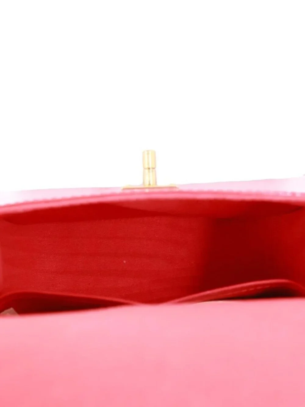 Louis Vuitton  Pasadena Monogram Vernis Leather Shoulder Bag Red